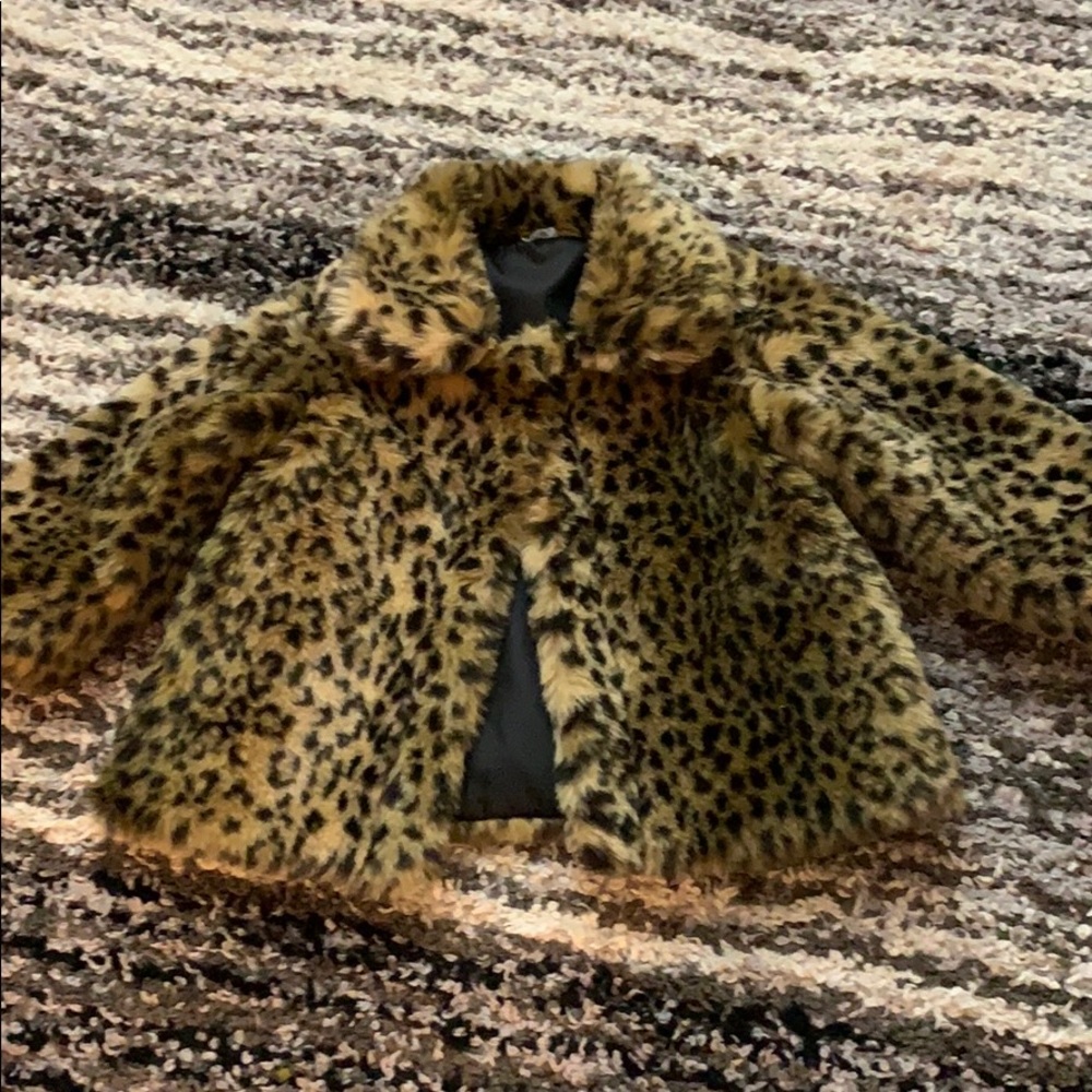 2T leopard print faux fur jacket.